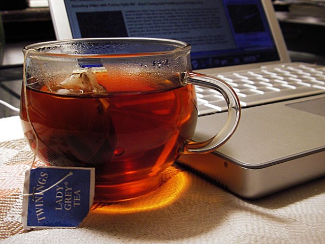 Dissing_the_tea