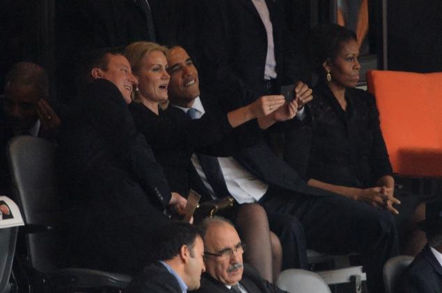 525340425