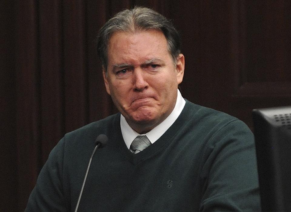 2014-10-17T154242Z_642886459_TM4EA2B0ZJM01_RTRMADP_3_USA-FLORIDA-SHOOTING